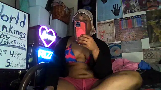 GardeniaFields online show from September 21, 2025, 7:54 am