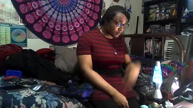 GardeniaFields online show from December 2, 2025, 4:51 am