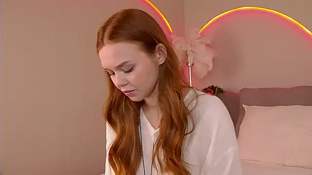 MiraBliss online show from January 12, 2026, 5:07 pm