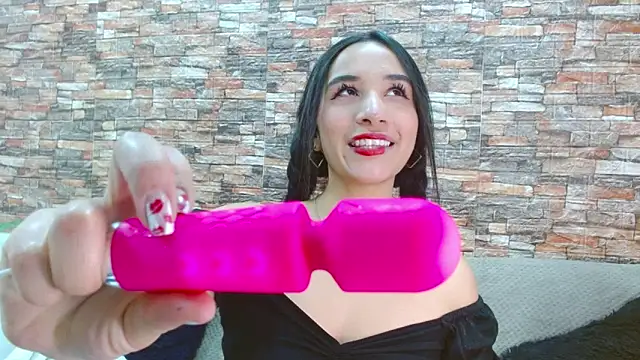 violettsuncs online show from March 15, 2025, 3:51 am