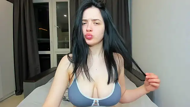 Minx Night CityXq online show from March 25, 2026, 5:41 pm