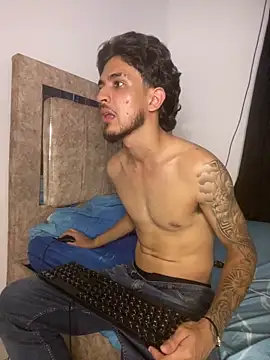 Snapshot of Zayn_kane chatting on June 18, 2026, 9:19 pm Zayn kane online show from June 18, 2026, 9:19 pm