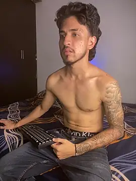 Snapshot of Zayn_kane chatting on July 26, 2026, 4:25 pm Zayn kane online show from July 26, 2026, 4:25 pm