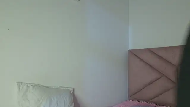 Snapshot of eva_sin18 chatting on May 8, 2026, 11:54 pm eva sin18 online show from May 8, 2026, 11:54 pm
