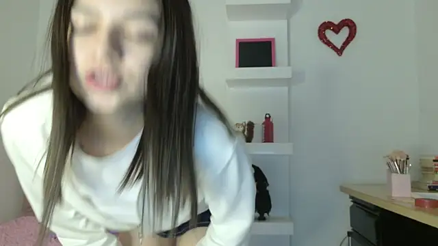 Snapshot of eva_sin18 chatting on May 12, 2026, 12:19 am eva sin18 online show from May 12, 2026, 12:19 am
