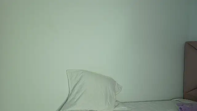 Snapshot of eva_sin18 chatting on May 16, 2026, 12:29 am eva sin18 online show from May 16, 2026, 12:29 am