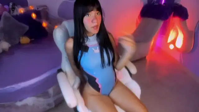 Snapshot of auroracute02 chatting on October 17, 2025, 1:03 pm auroracute02 online show from October 17, 2025, 1:03 pm