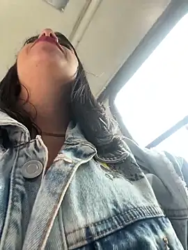 Nathaly 12 online show from November 7, 2025, 5:57 pm