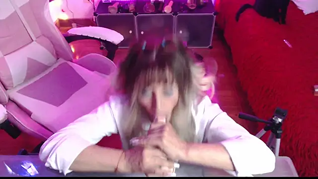 Matureboobs 111 online show from September 21, 2025, 4:25 am