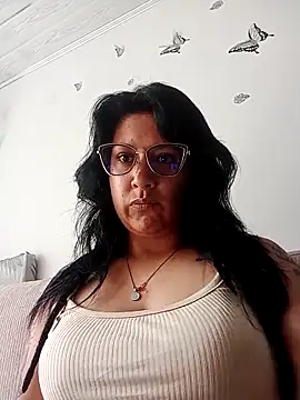 Snapshot of DaniPoison chatting on September 28, 2025, 2:00 pm DaniPoison online show from September 28, 2025, 2:00 pm