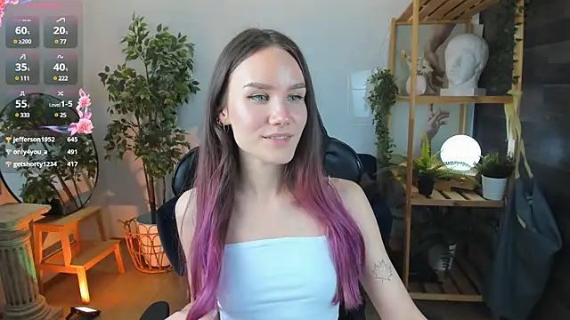 Clare  Florence online show from March 18, 2025, 7:42 pm