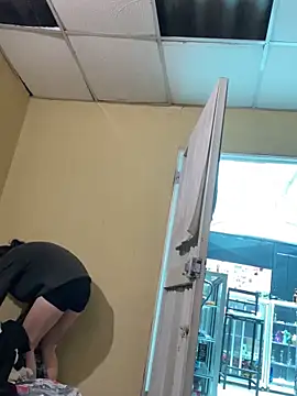 val zx online show from September 20, 2025, 7:37 pm