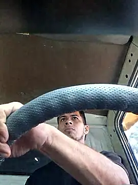 Snapshot of piterr_hot chatting on January 19, 2026, 4:22 pm piterr hot online show from January 19, 2026, 4:22 pm