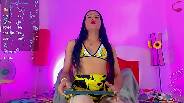 alexsandra kiss online show from April 27, 2026, 11:19 am