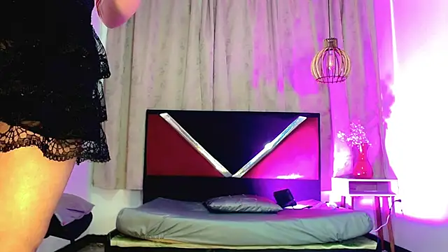 alexsandra kiss online show from July 16, 2026, 11:16 am