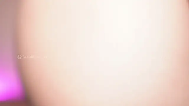 sweetlittlevenus online show from April 28, 2026, 2:27 am