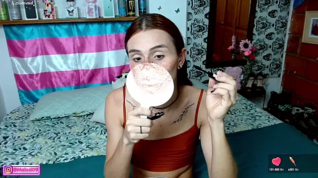 Snapshot of Malud09 chatting on March 19, 2025, 12:12 pm Malud09 online show from March 19, 2025, 12:12 pm