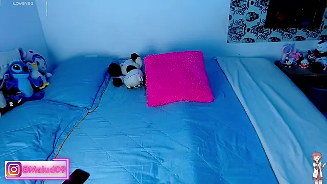 Snapshot of Malud09 chatting on October 1, 2025, 12:11 pm Malud09 online show from October 1, 2025, 12:11 pm