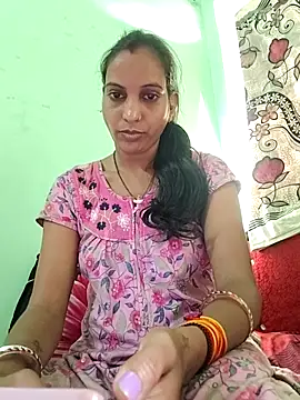 Hotty-Nidhi online show from November 5, 2025, 2:44 am