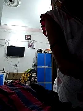 Hotty-Nidhi online show from March 13, 2026, 10:22 am