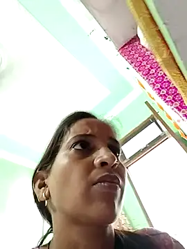 Hotty-Nidhi online show from June 3, 2026, 5:10 am