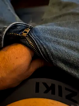 A DV78 online show from April 23, 2026, 7:05 pm