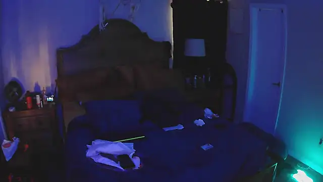 Snapshot of alickandstick chatting on March 18, 2026, 1:47 pm alickandstick online show from March 18, 2026, 1:47 pm