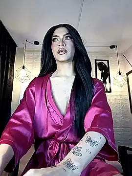 agatha rodriguez online show from April 30, 2026, 12:44 pm