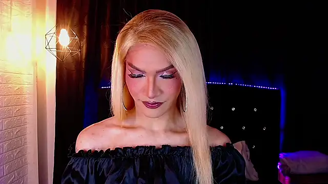 agatha rodriguez online show from July 26, 2026, 2:20 am