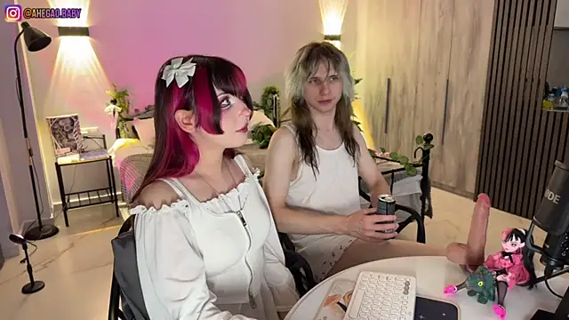 h3ntai baby online show from July 10, 2026, 6:32 pm