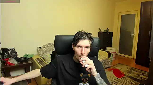 JustinPorno online show from March 12, 2025, 11:54 pm