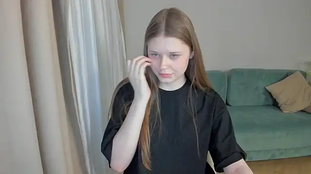 Snapshot of YamatoBrodsky chatting on February 15, 2026, 10:28 pm YamatoBrodsky online show from February 15, 2026, 10:28 pm