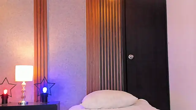 Abby sinss online show from November 20, 2025, 8:19 pm