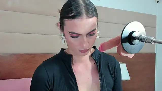 Snapshot of shantall_skinny chatting on October 17, 2025, 3:20 am shantall skinny online show from October 17, 2025, 3:20 am