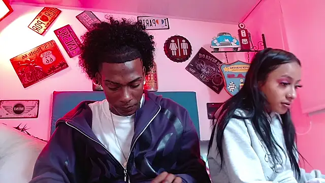 lili roussi online show from October 2, 2025, 2:29 am