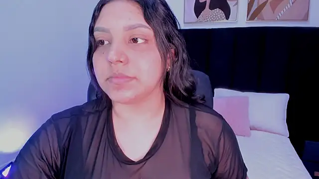 dullce77 online show from July 17, 2026, 6:57 pm
