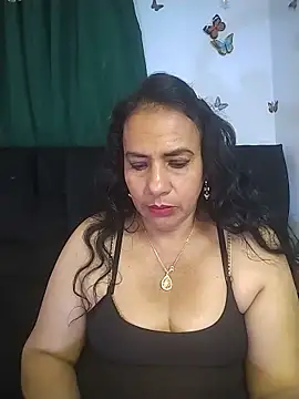 AlexaNovoa  online show from May 20, 2026, 1:56 am
