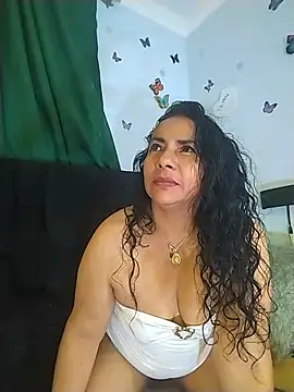 AlexaNovoa  online show from June 5, 2026, 1:45 am