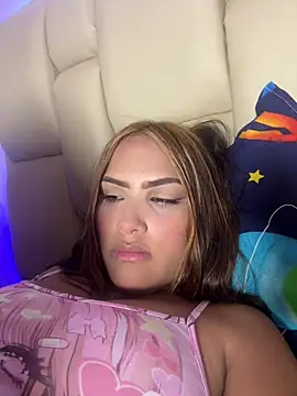 iamsara 21 online show from May 31, 2026, 4:42 am