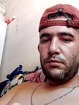 Snapshot of Jefersonj7 chatting on October 10, 2025, 12:04 pm Jefersonj7 online show from October 10, 2025, 12:04 pm