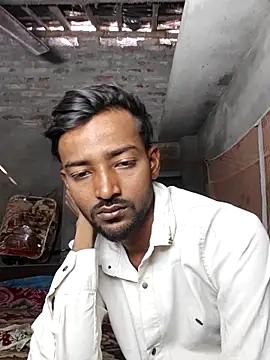 India HOT23 online show from December 5, 2025, 5:05 am