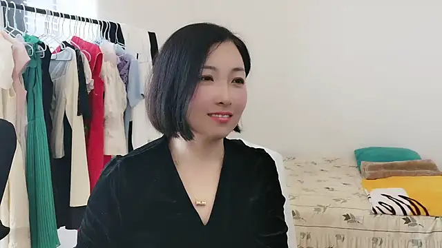 Rachel-6600 online show from October 16, 2025, 2:56 am