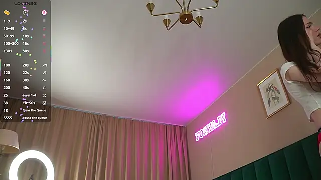 Snapshot of Sweet_Jealousy chatting on October 4, 2025, 8:45 am Sweet Jealousy online show from October 4, 2025, 8:45 am