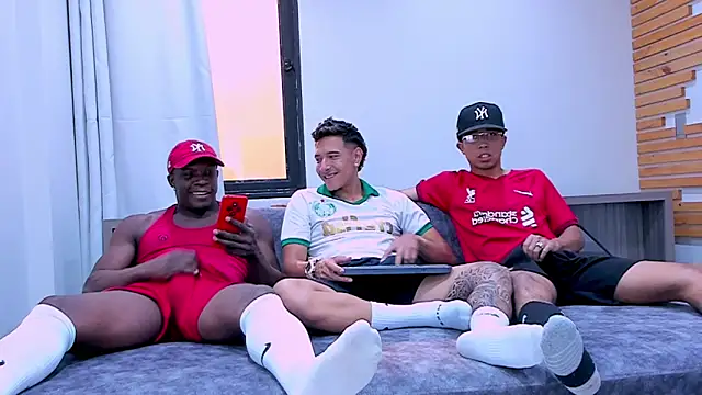 andresblack  online show from February 6, 2026, 2:09 pm