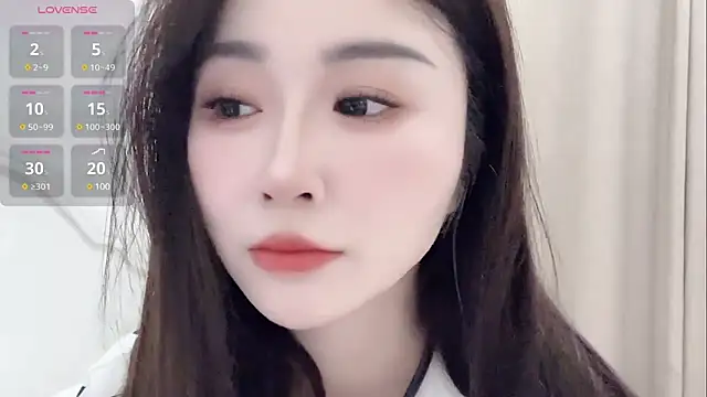 sexy-cc666 online show from March 15, 2025, 2:12 pm