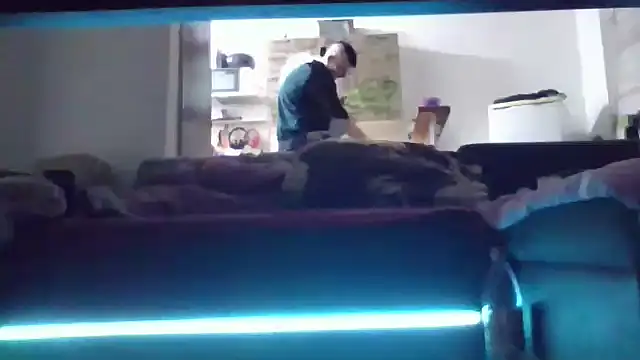 ThePython666 online show from November 16, 2025, 8:58 pm