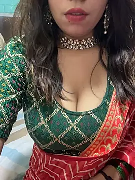 lustyindiancouple online show from July 4, 2026, 12:44 pm