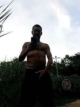 pdasgyn online show from February 11, 2026, 9:42 pm