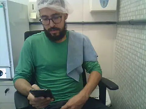 Snapshot of pdasgyn chatting on May 21, 2026, 12:56 pm pdasgyn online show from May 21, 2026, 12:56 pm