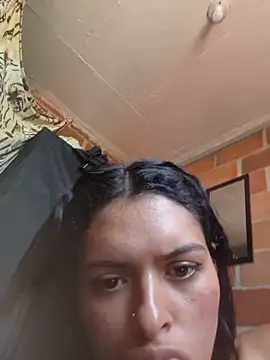 diablitaxhot online show from June 11, 2026, 3:32 pm
